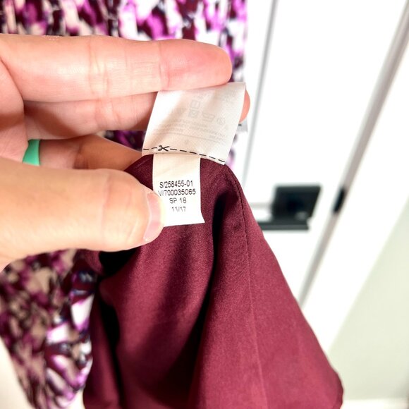 Banana Republic Purple Moody Floral Print Pleated Skirt Fit and Flare Dress Sz 6 - Picture 6 of 7